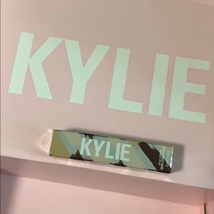 Kylie Cosmetic Concealer (Amber)